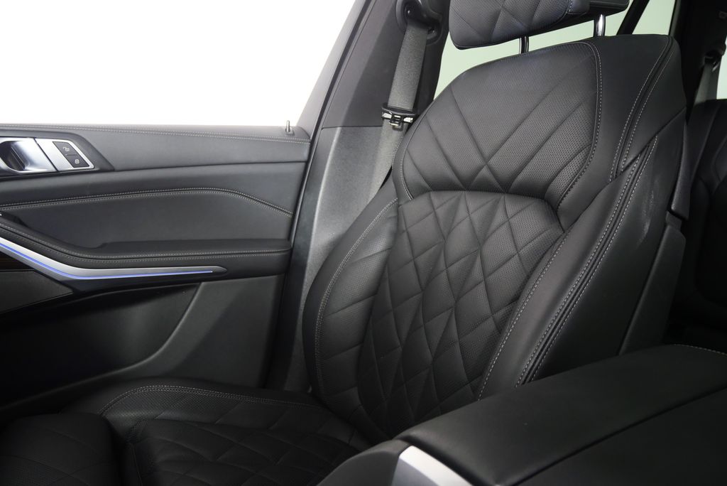 Thumbnail: 2024 BMW X5 - 28