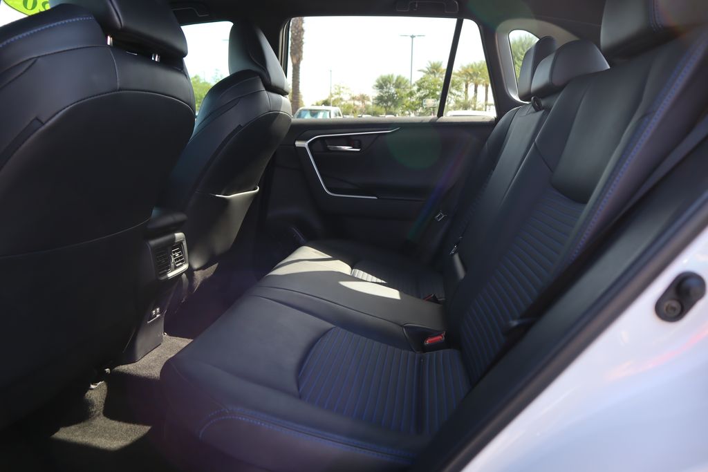 Thumbnail: 2020 Toyota RAV4 - 20