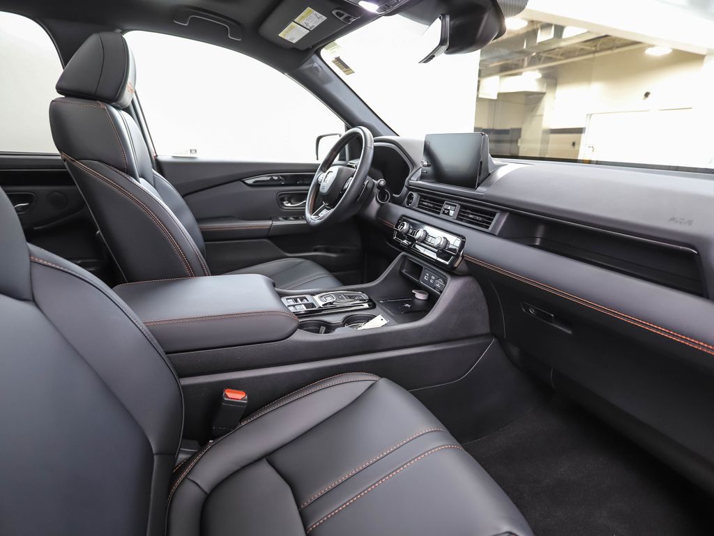 Thumbnail: 2025 Honda Pilot - 29