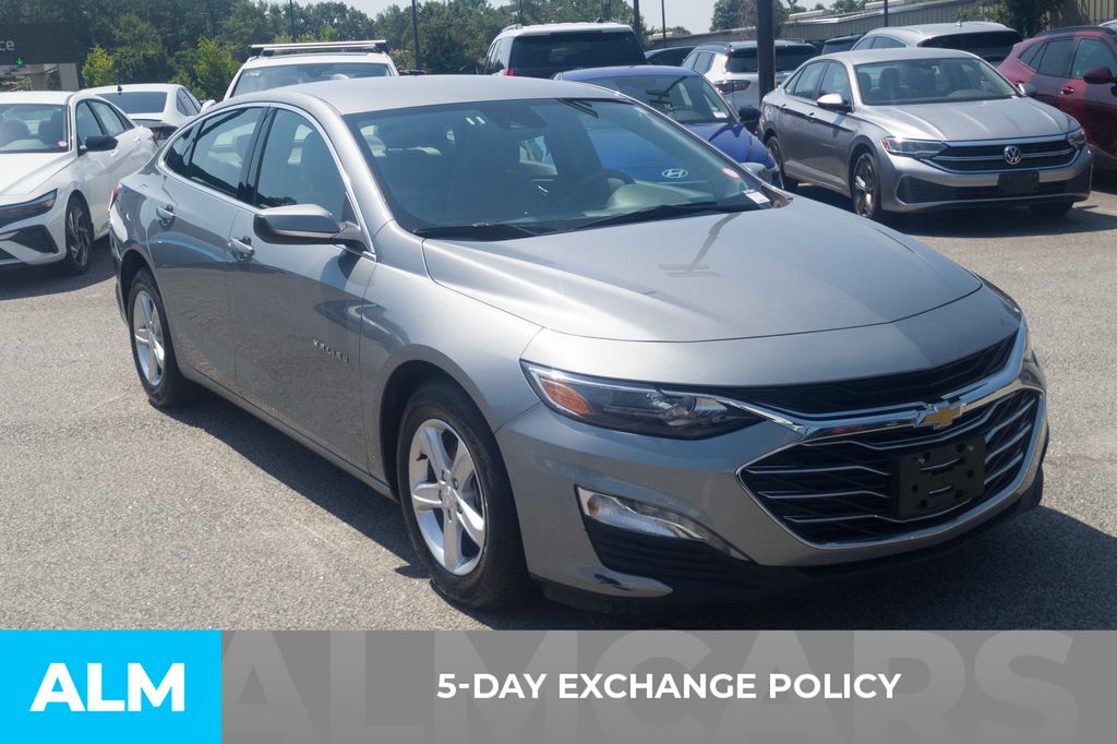 Used 2024 Gray Chevrolet LT image 3