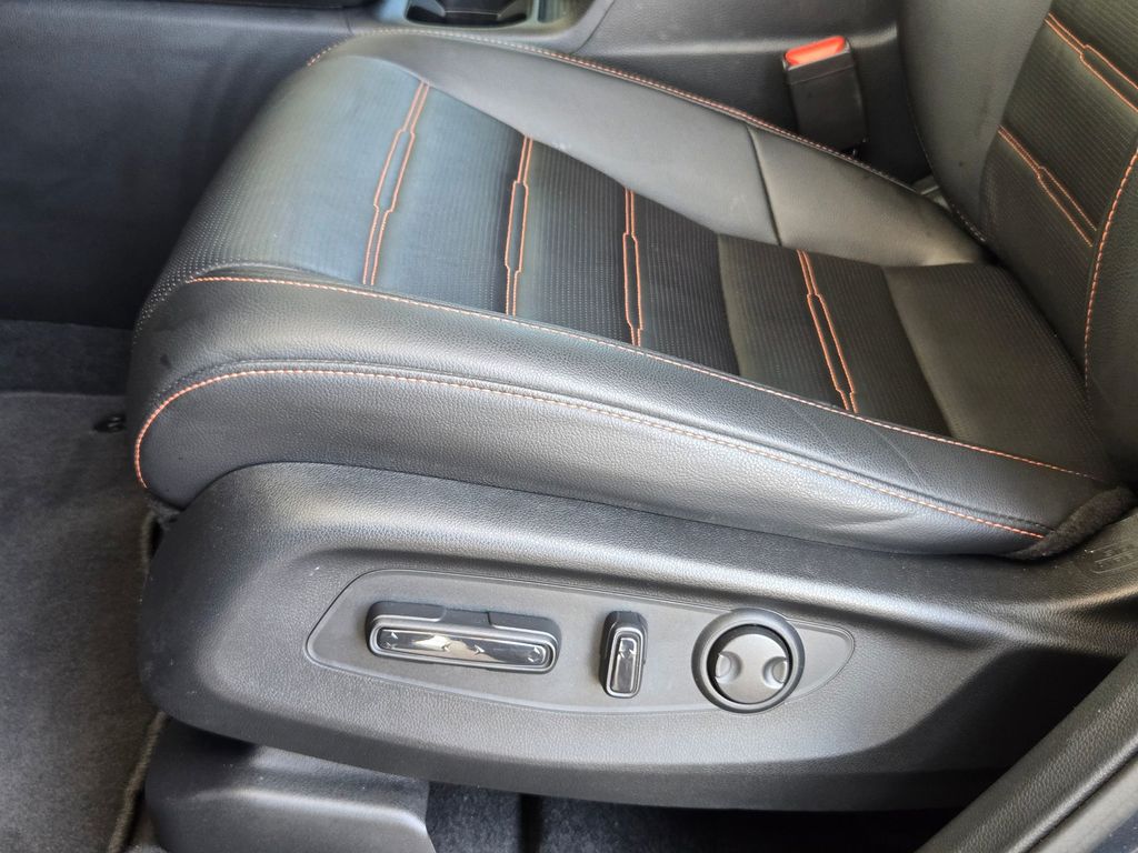 Used 2025 Honda CR-V Hybrid SUV