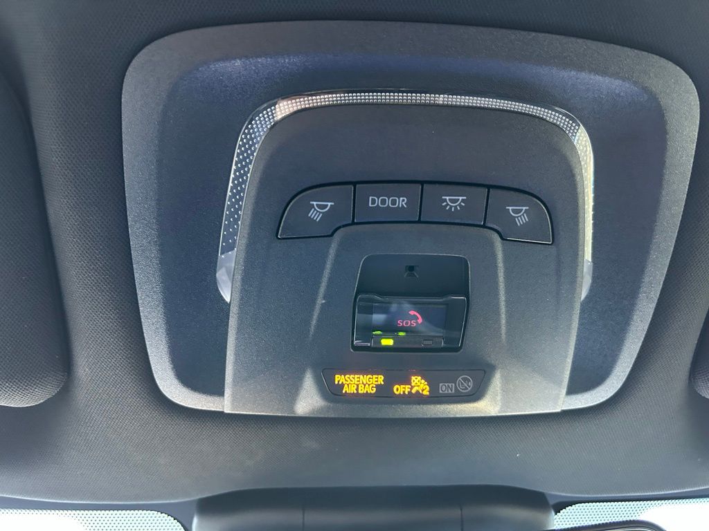 Thumbnail: 2023 Toyota Crown - 28