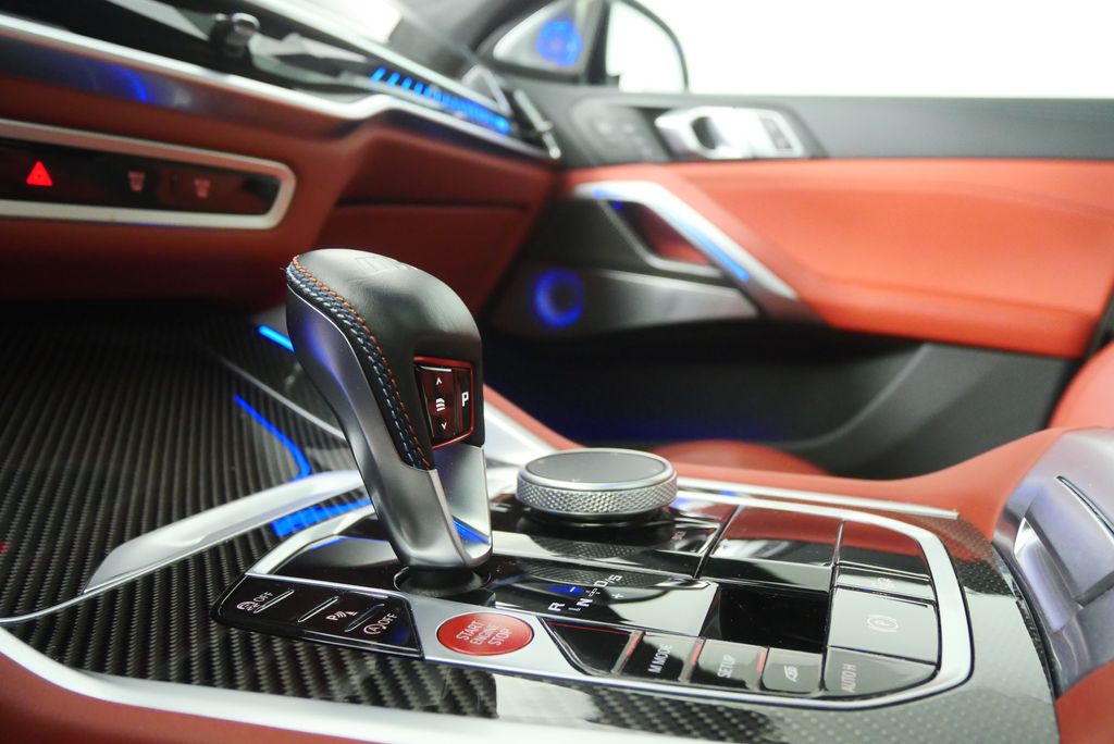 Thumbnail: 2025 BMW X6 - 29