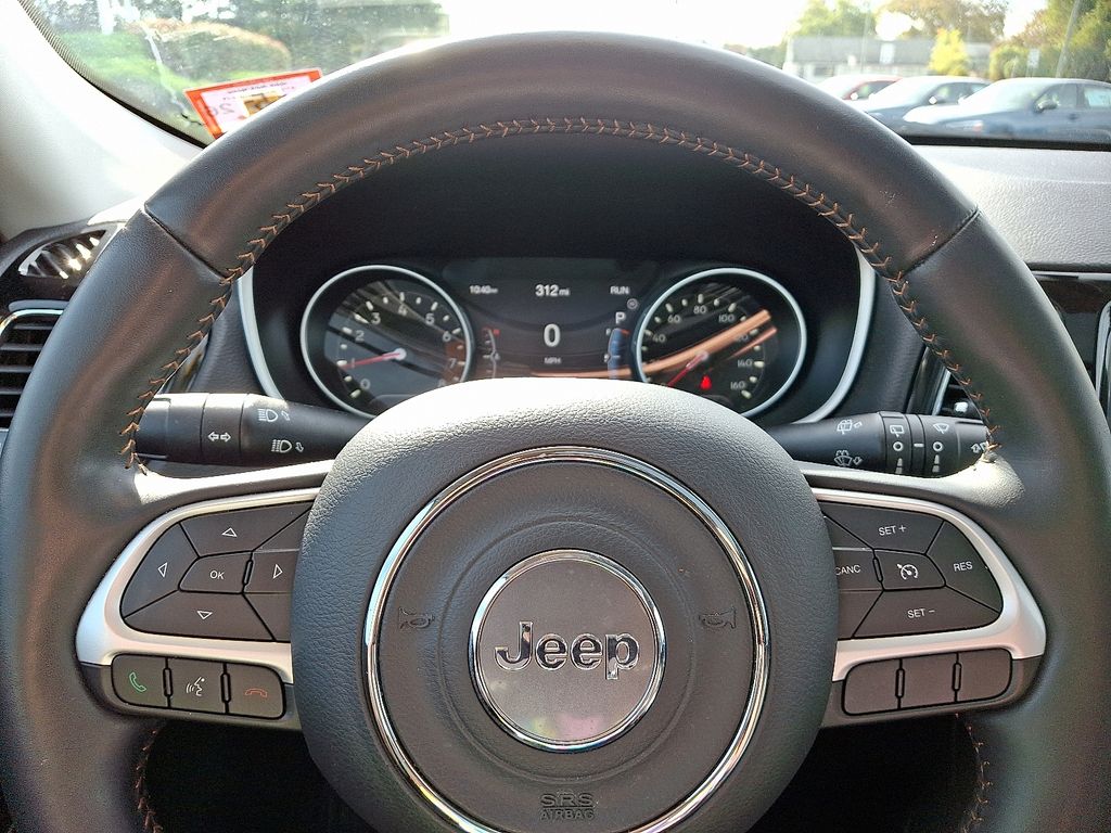 Thumbnail: 2019 Jeep Compass - 20