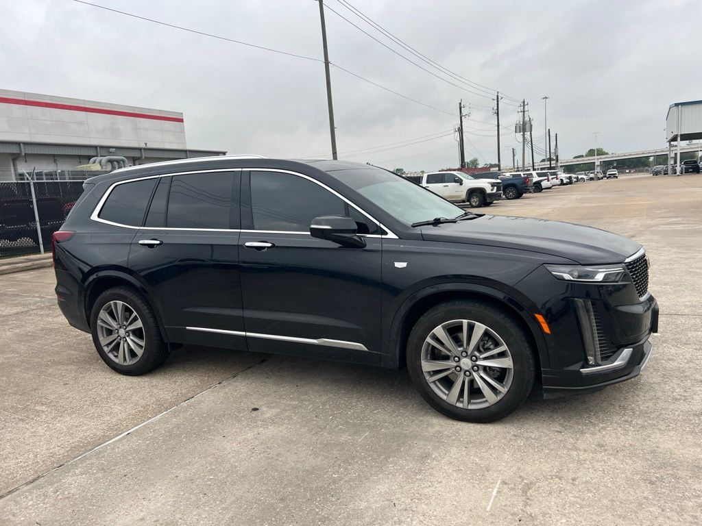 2022 Cadillac XT6 Premium Luxury Black at AutoSavvy Houston Northwest