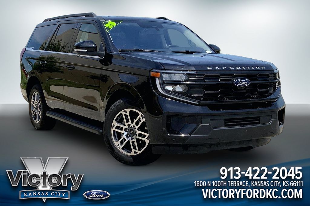 Agate Black Metallic 2025 Ford Expedition SUV / Crossover Four-Wheel Drive Automatic