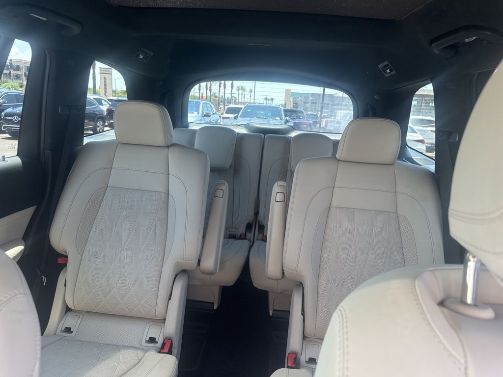 2023 Mercedes-Benz GLS 63 AMG 7