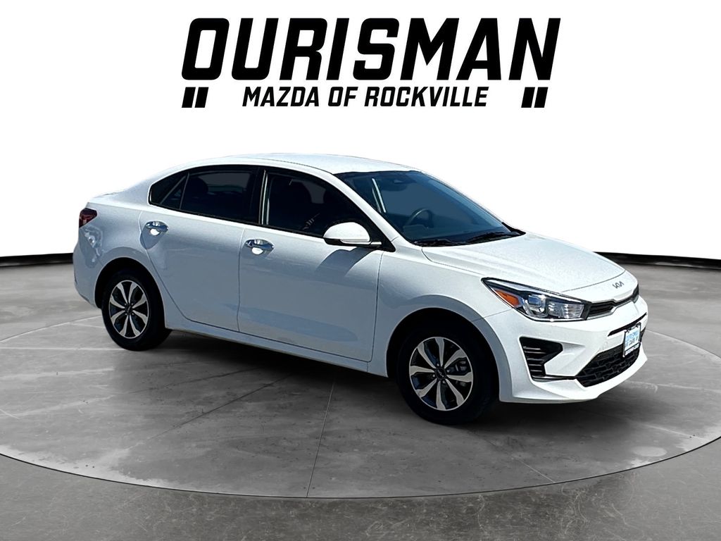 Clear White 2022 Kia Rio S FWD Sedan Front-Wheel Drive Continuously Variable Transmission