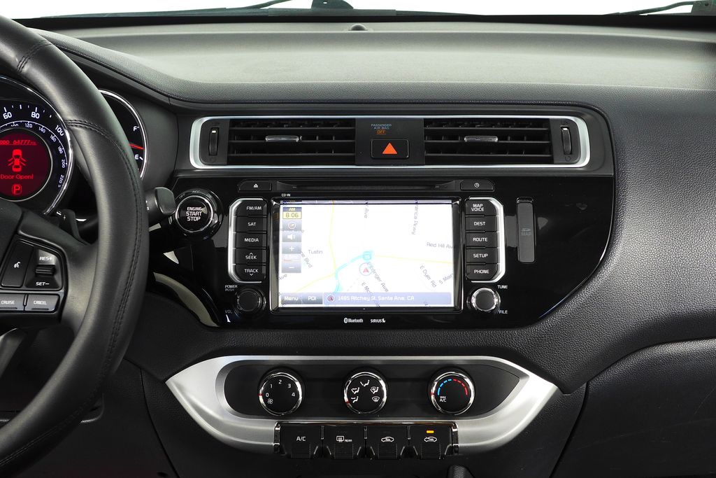 Thumbnail: 2016 Kia Rio - 25