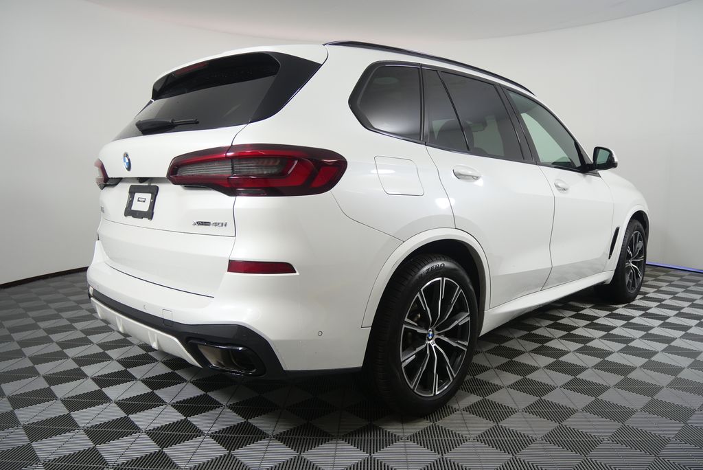 Thumbnail: 2023 BMW X5 - 3