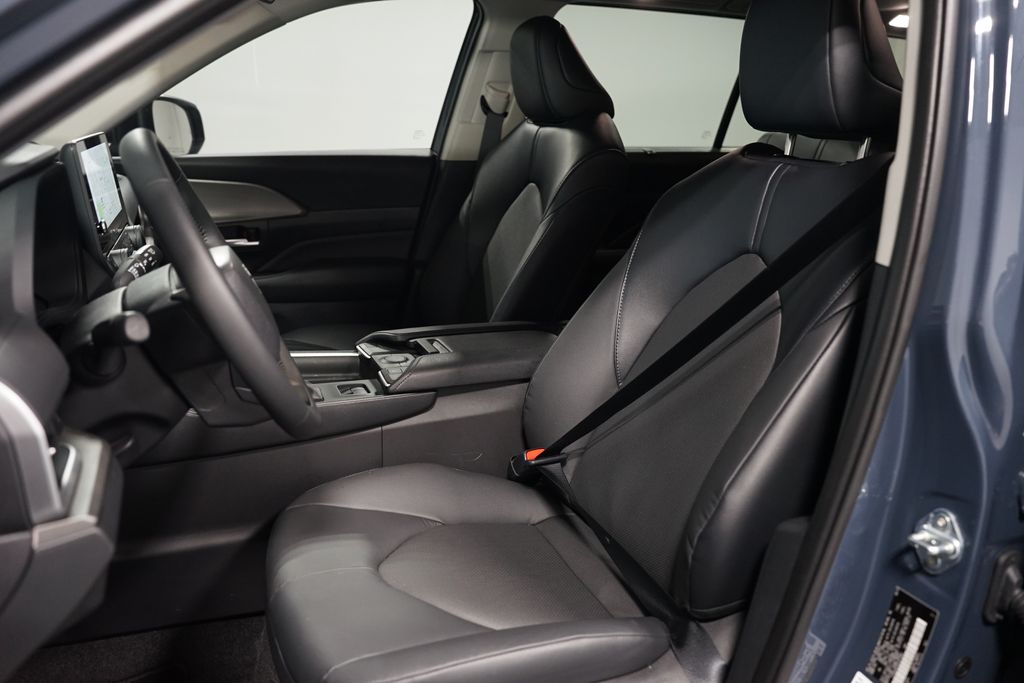 Thumbnail: 2025 Toyota Grand Highlander - 6