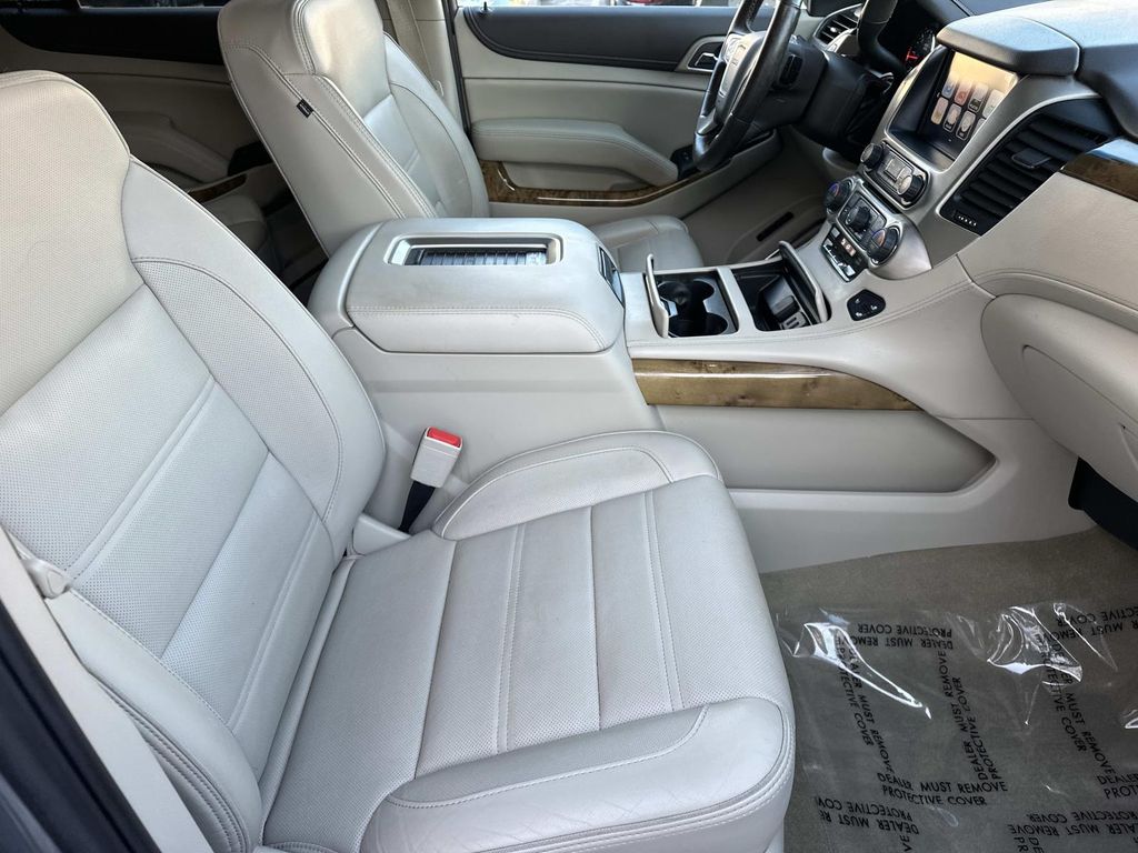 Thumbnail: 2017 GMC Yukon - 21