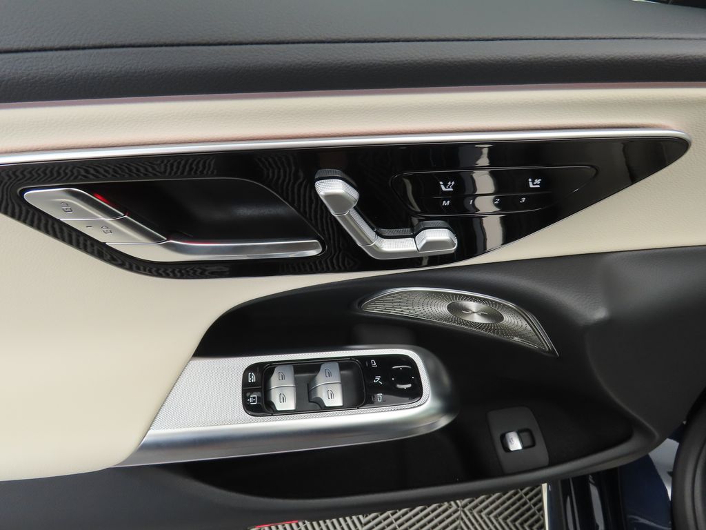Thumbnail: 2026 Mercedes-Benz E-Class - 23