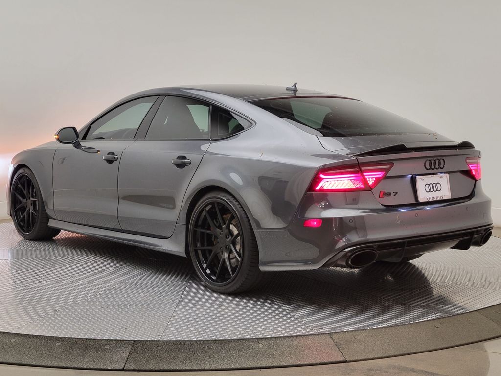 Thumbnail: 2016 Audi RS 7 - 4