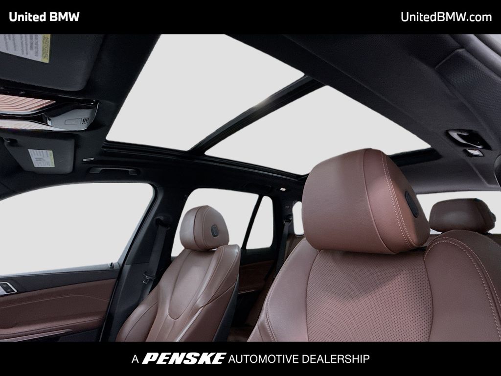Thumbnail: 2022 BMW X5 - 12