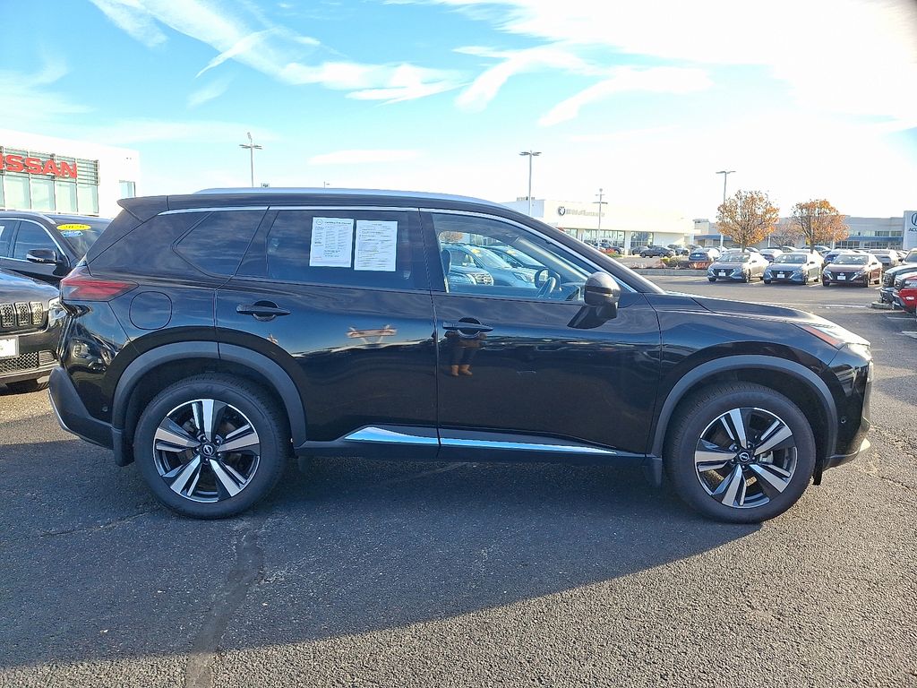 Thumbnail: 2022 Nissan Rogue - 7