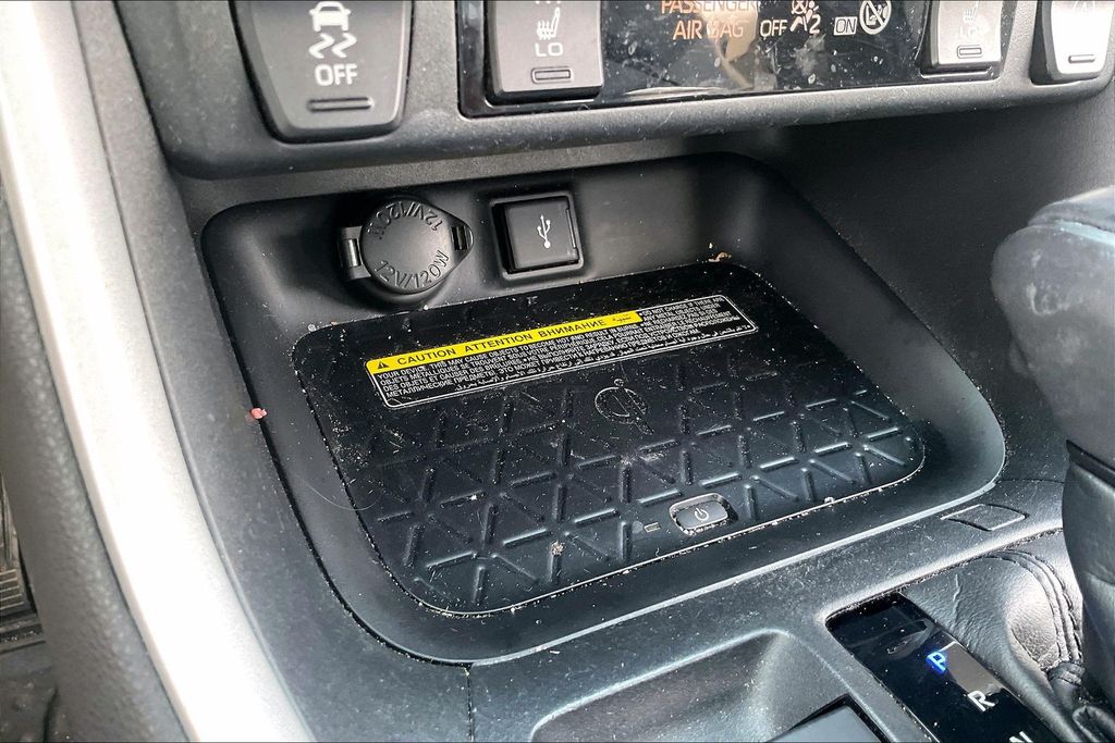 Used 2020 Toyota RAV4 SUV