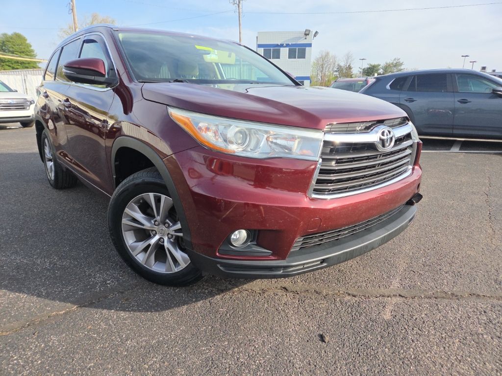 Ooh La La Rouge Mica 2015 Toyota Highlander XLE SUV / Crossover Front-Wheel Drive 6-Speed Automatic Overdrive