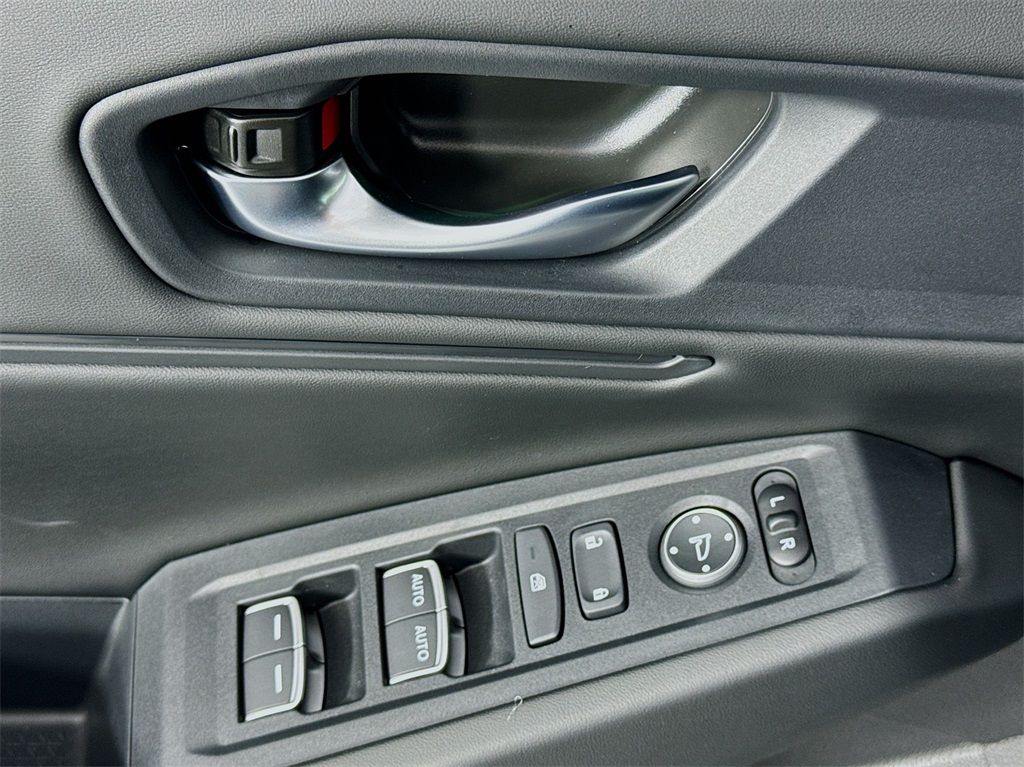 2025 Honda Accord SE photo