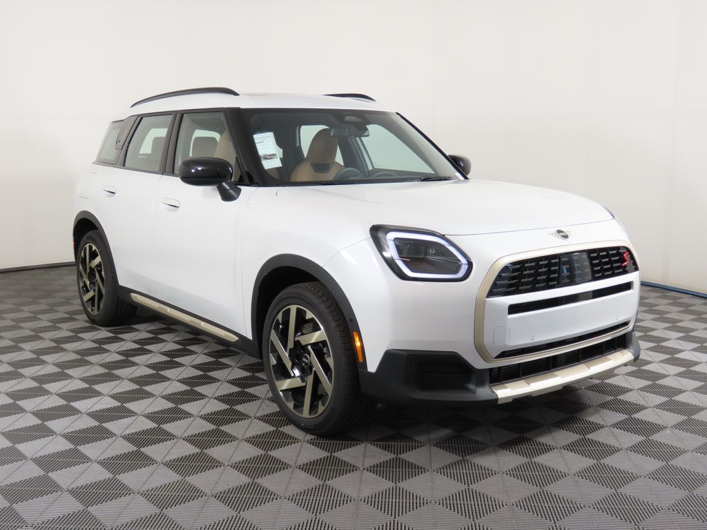 2025 MINI Cooper Countryman Base 3