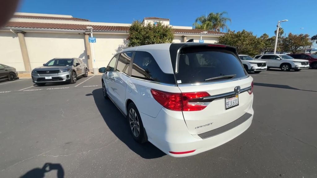 Thumbnail: 2023 Honda Odyssey - 7