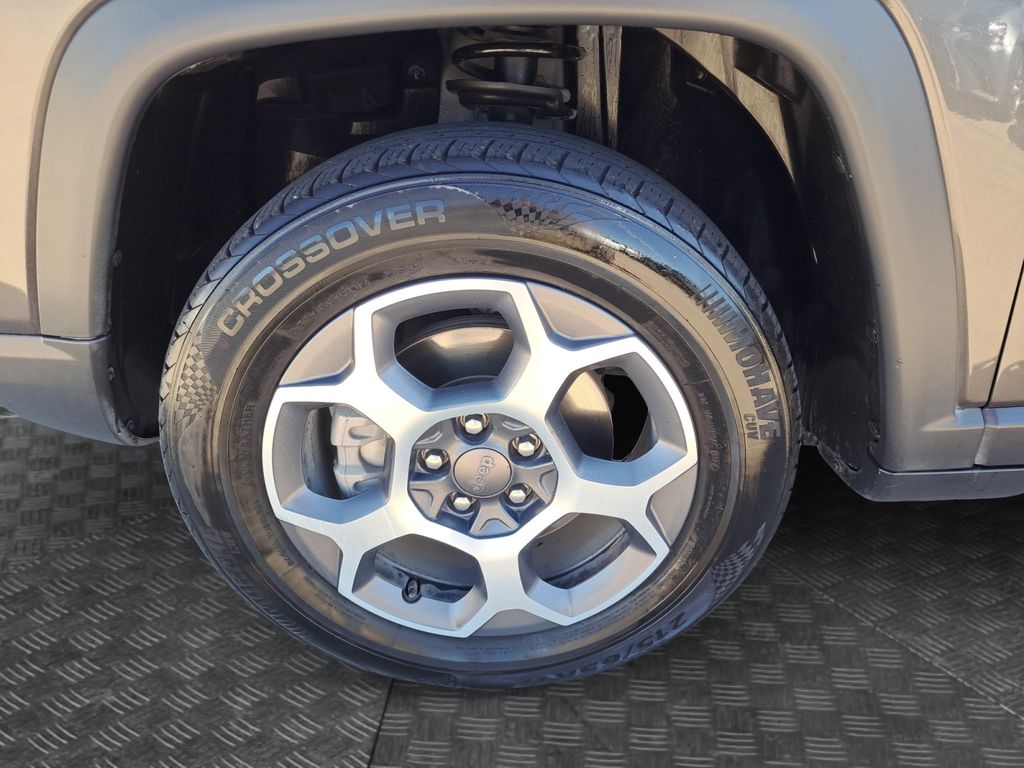 Used Car 2022 Jeep Compass  Trailhawk For Sale Under $25,000 In Austin, Texas