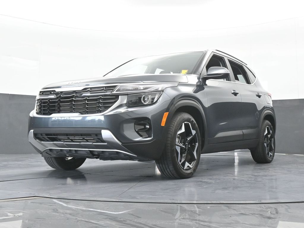 Used 2024 Gravity Gray Kia EX image 56