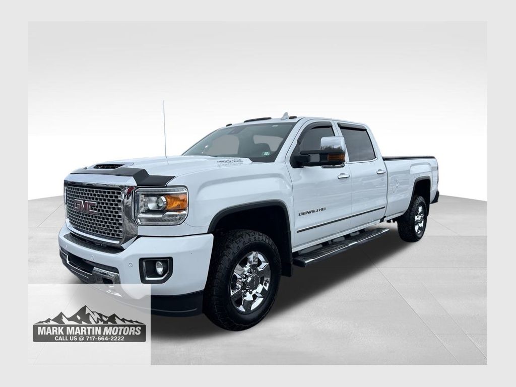 2017 GMC Sierra 3500HD Denali Crew Cab LB DRW 4WD