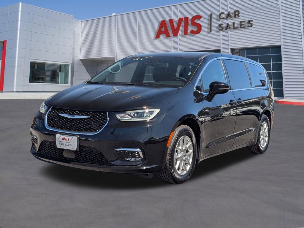 2025 Chrysler Pacifica Select FWD