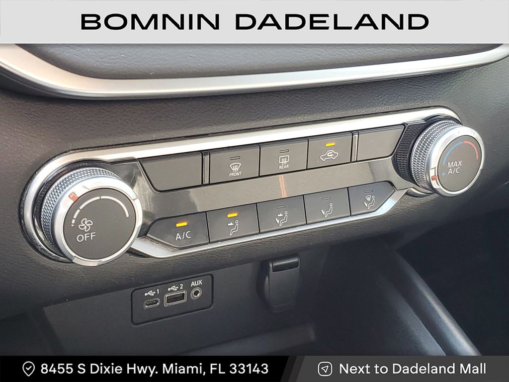 2020 Nissan Altima 2.5 SR photo