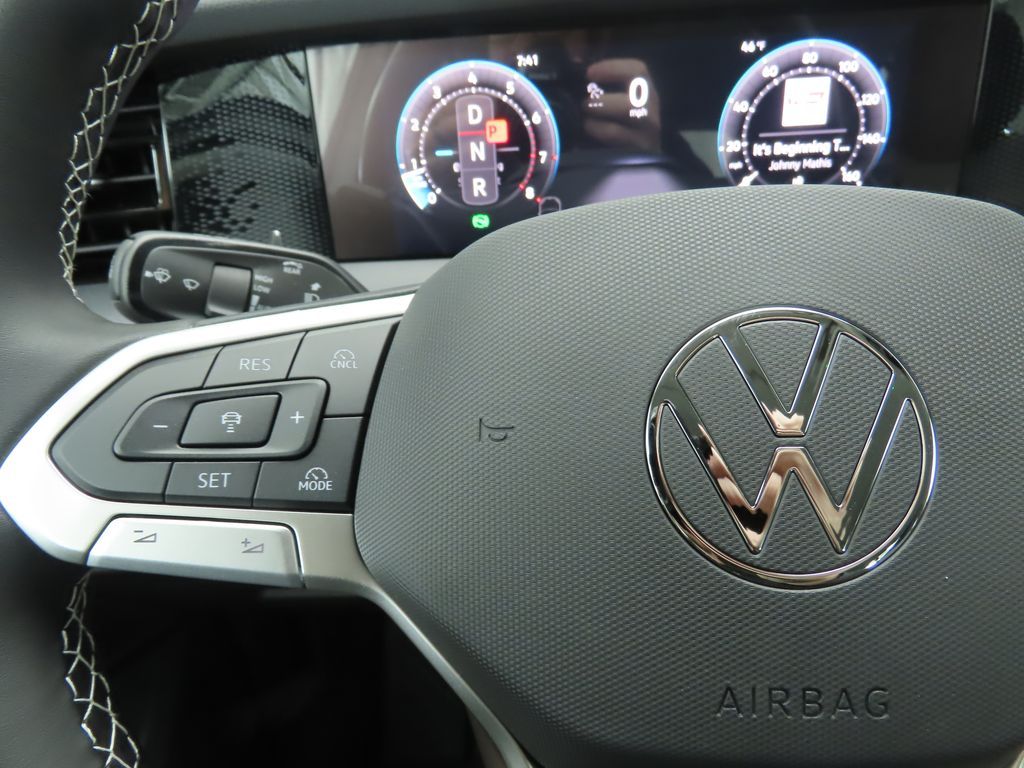 Thumbnail: 2026 Volkswagen Tiguan - 11