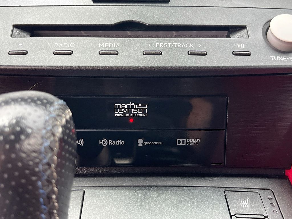 Used 2019 White Lexus F image 19