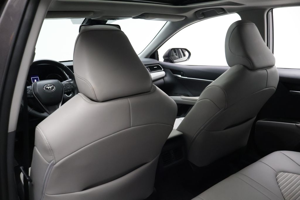 Thumbnail: 2023 Toyota Camry - 20