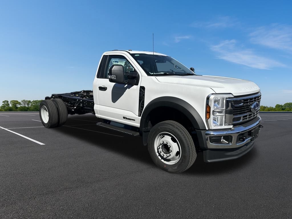 New 2025 Ford Super Duty F-600 Chassis Regular Cab (DRW) 169" Wheelbase XL