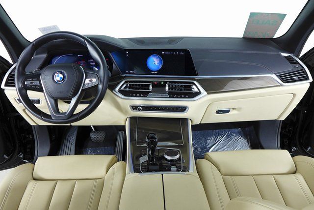 2022 BMW X5 xDrive45e 25