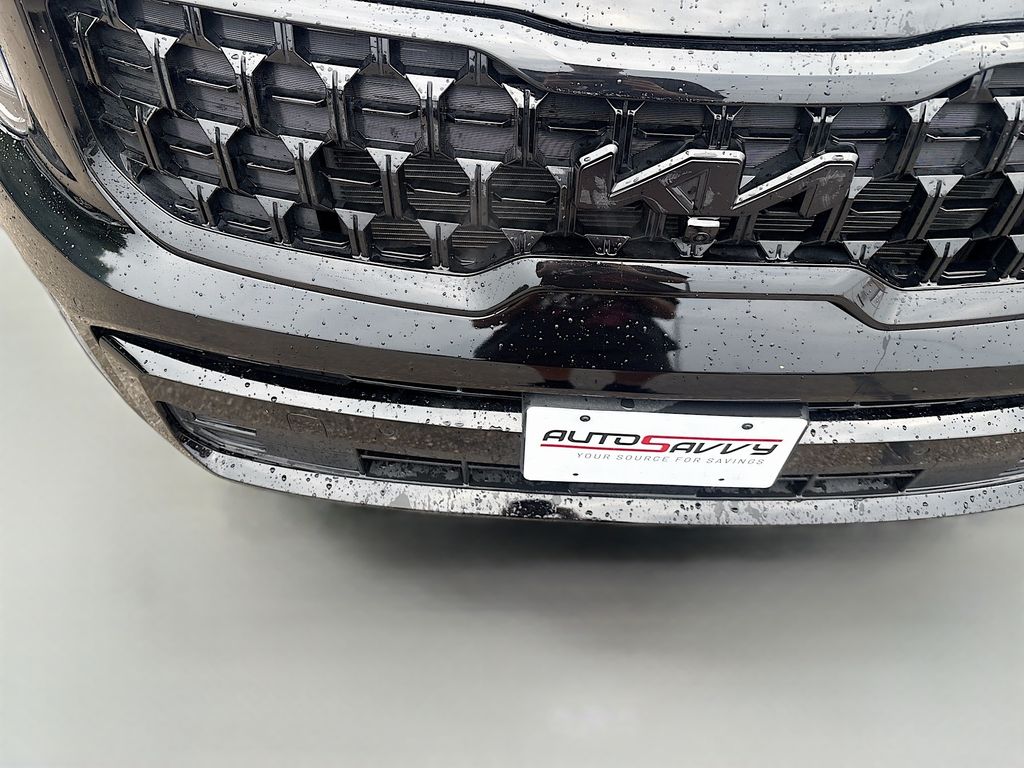 Used 2025 Black Kia SX X-Line image 33