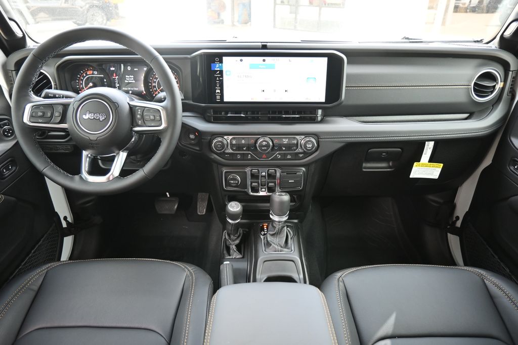 2026 Jeep Wrangler Sahara - 4