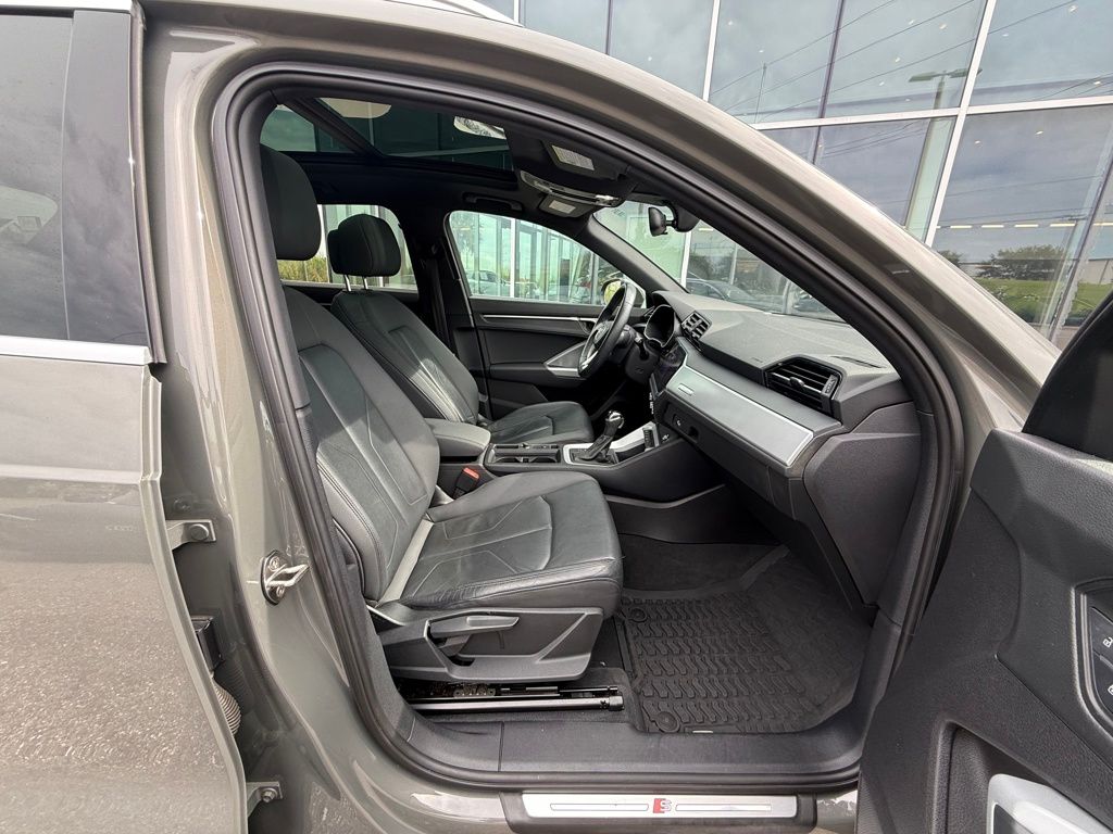 Used 2020 Gray Audi Premium S line image 37