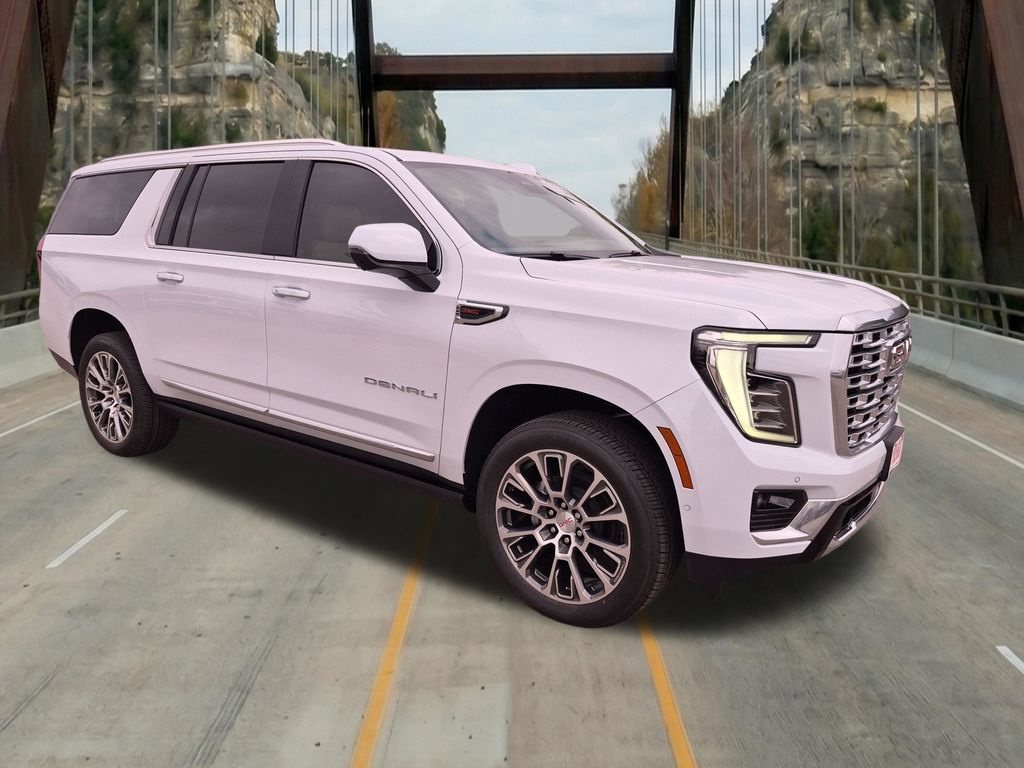 2026 GMC Yukon Denali AWD's photo