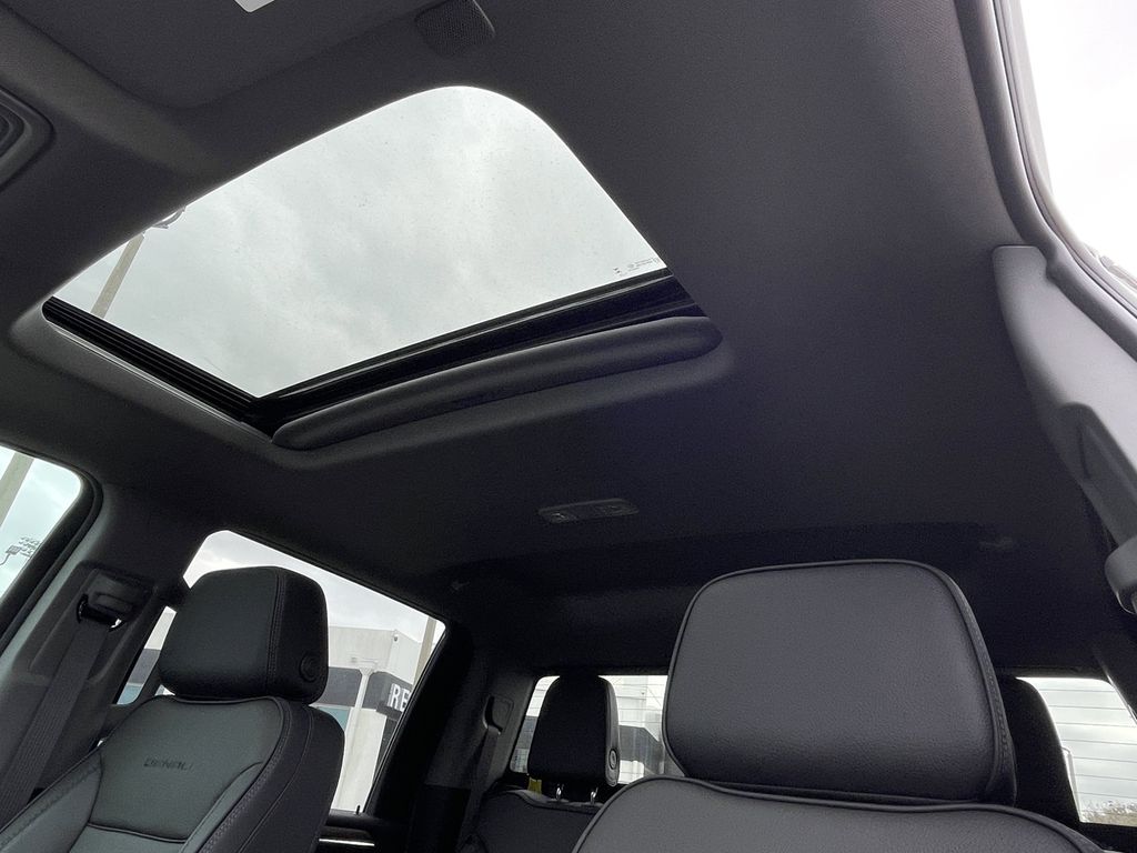 new 2025 GMC Sierra 2500HD car, priced at $81,044