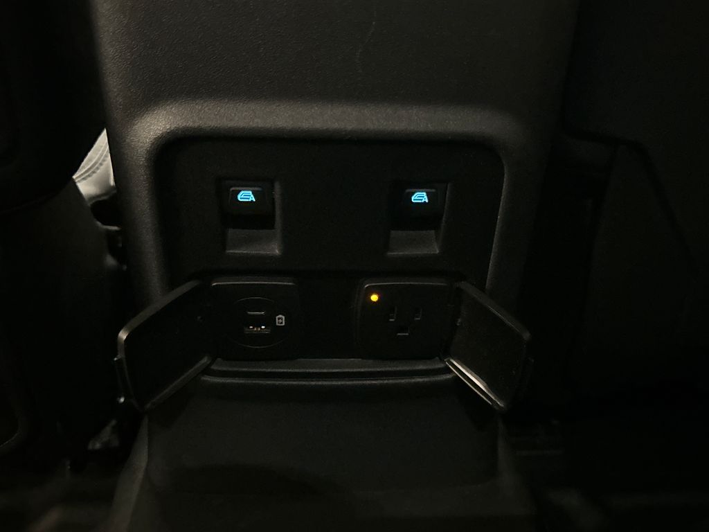 Certified Used 2022 Black Ford Black Diamond image 31