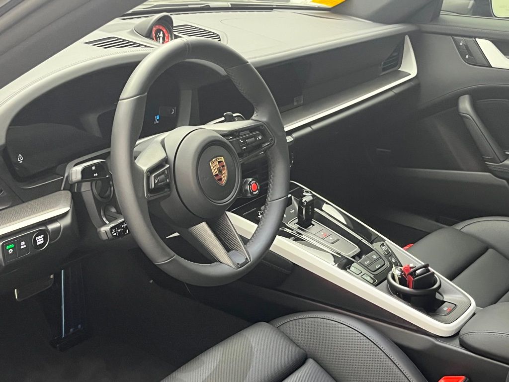 Thumbnail: 2025 Porsche 911 - 12