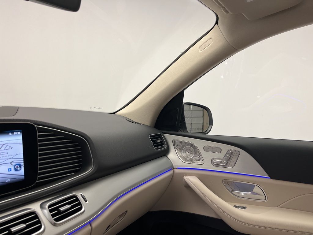 Thumbnail: 2026 Mercedes-Benz GLE - 22