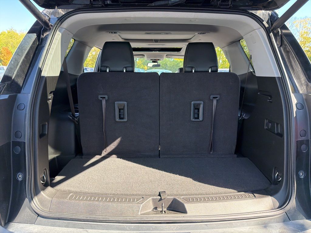 Thumbnail: 2017 GMC Acadia - 23