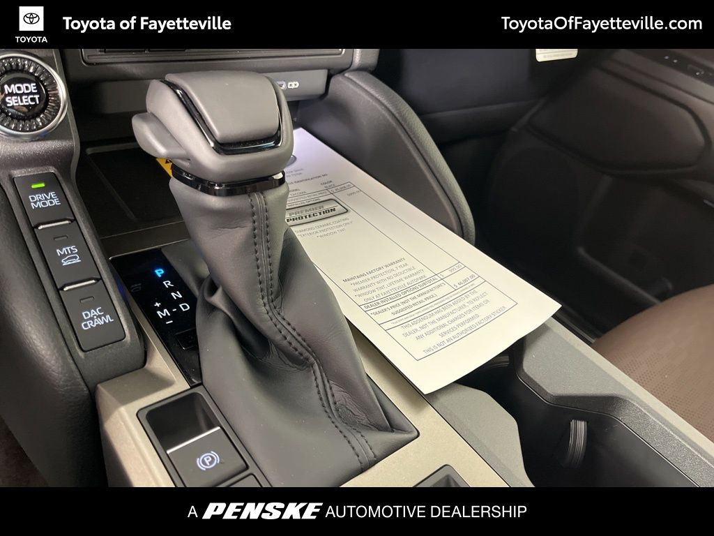 Thumbnail: 2025 Toyota Land Cruiser - 32