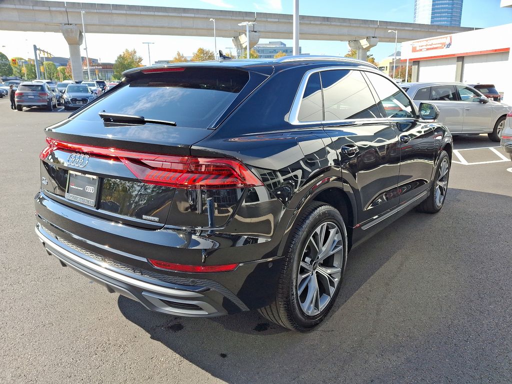 2023 Audi Q8 Premium Plus 4