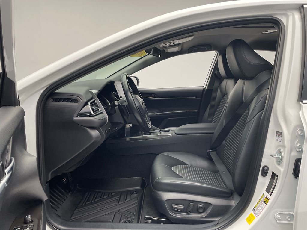 2023 Toyota Camry SE 12