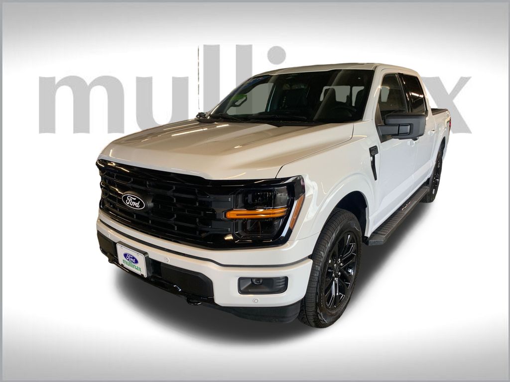 2025 Ford F-150 XLT photo 11