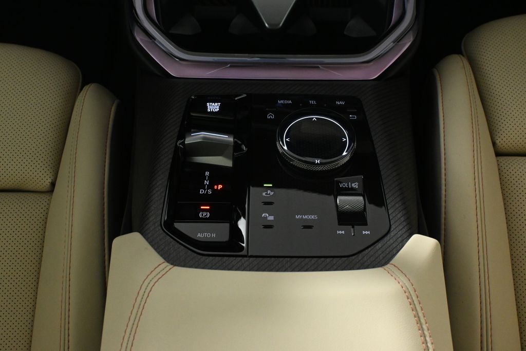 Thumbnail: 2026 BMW X3 - 23