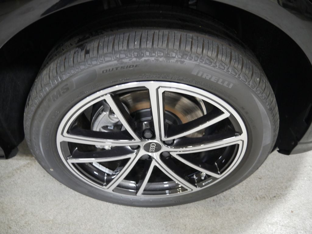 Thumbnail: 2026 Audi Q5 - 12